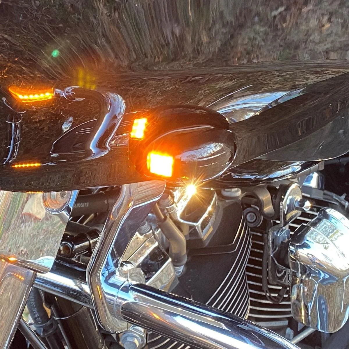Front LED Turn Signals for Harley Davidson Road Glide '15-up - Image 10