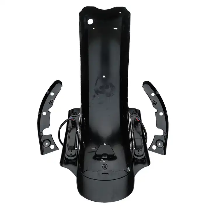 LED CVO Style Rear Fender - Image 3
