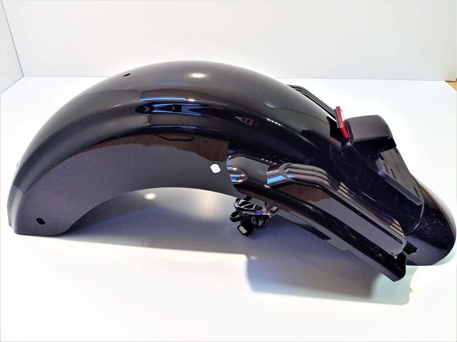 LED CVO Style Rear Fender - Image 4