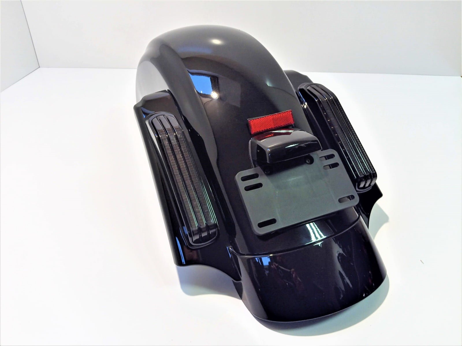 LED CVO Style Rear Fender - Image 5